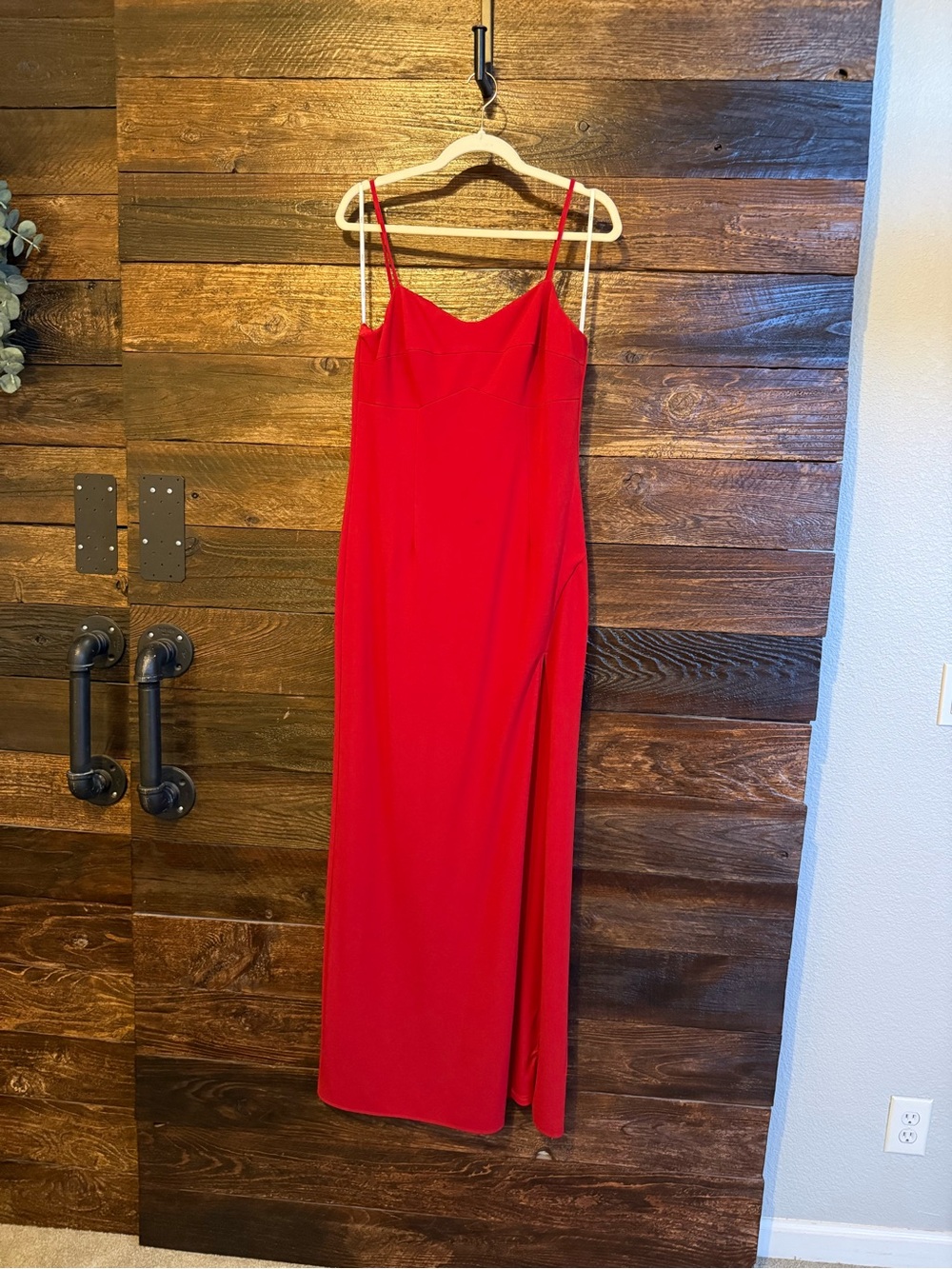 Lulu's Crimson Spaghetti-Strap Maxi Dress
